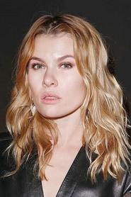 Анна Скиданова