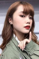 แพรวา สุธรรมพงษ์